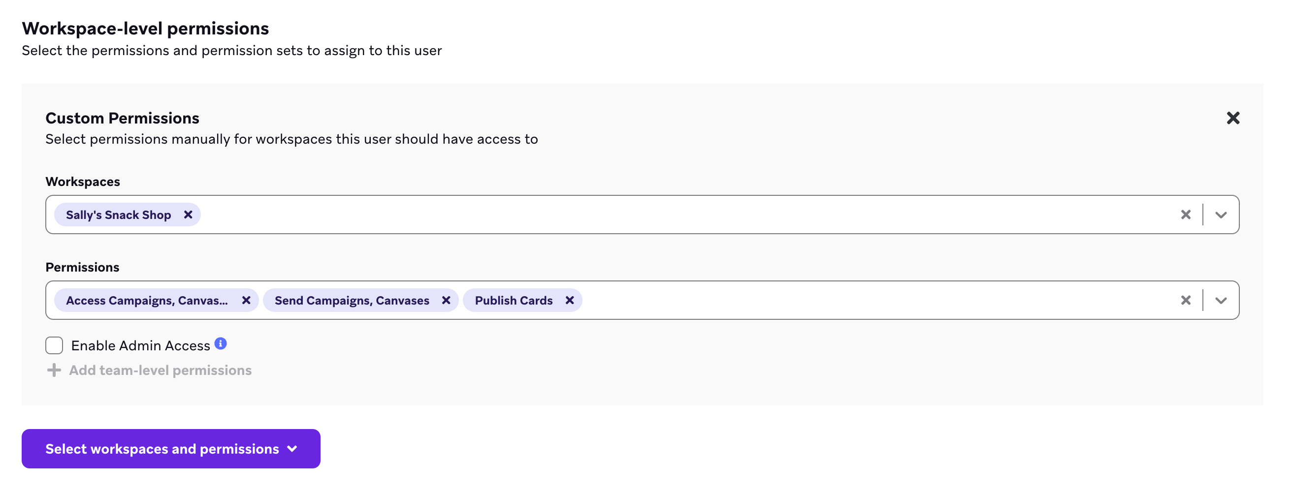 カスタム権限フィールドの節を持つワークスペースレベルの権限。