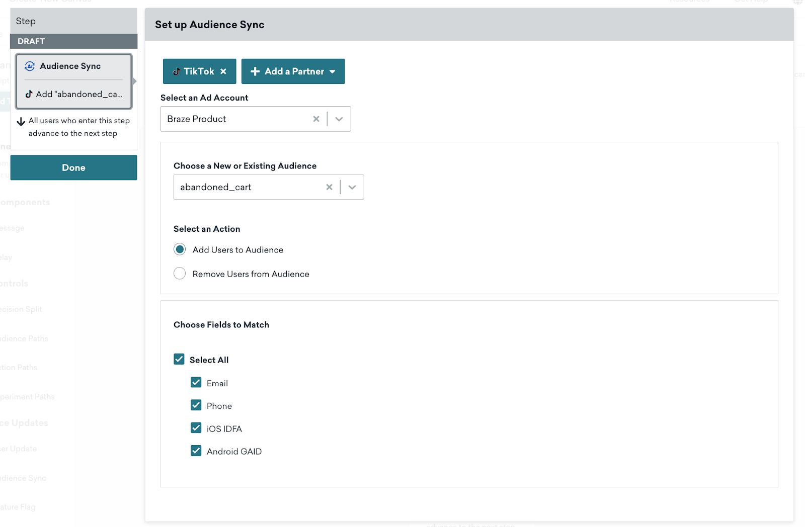 カスタムオーディエンスキャンバスステップの展開ビュー。ここで、希望の広告アカウントと既存のオーディエンスが選択される。