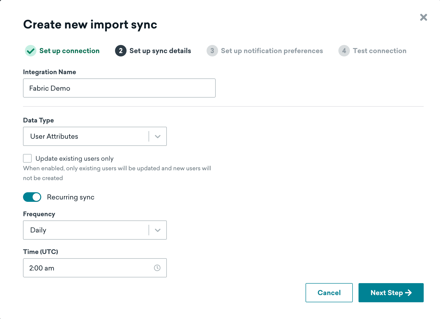 Braze ダッシュボードの Microsoft Fabric 用 [新しいインポート同期を作成] ページ、ステップ2に設定「同期の詳細を設定する」。